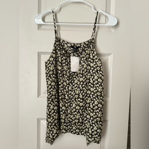 NEW floral top